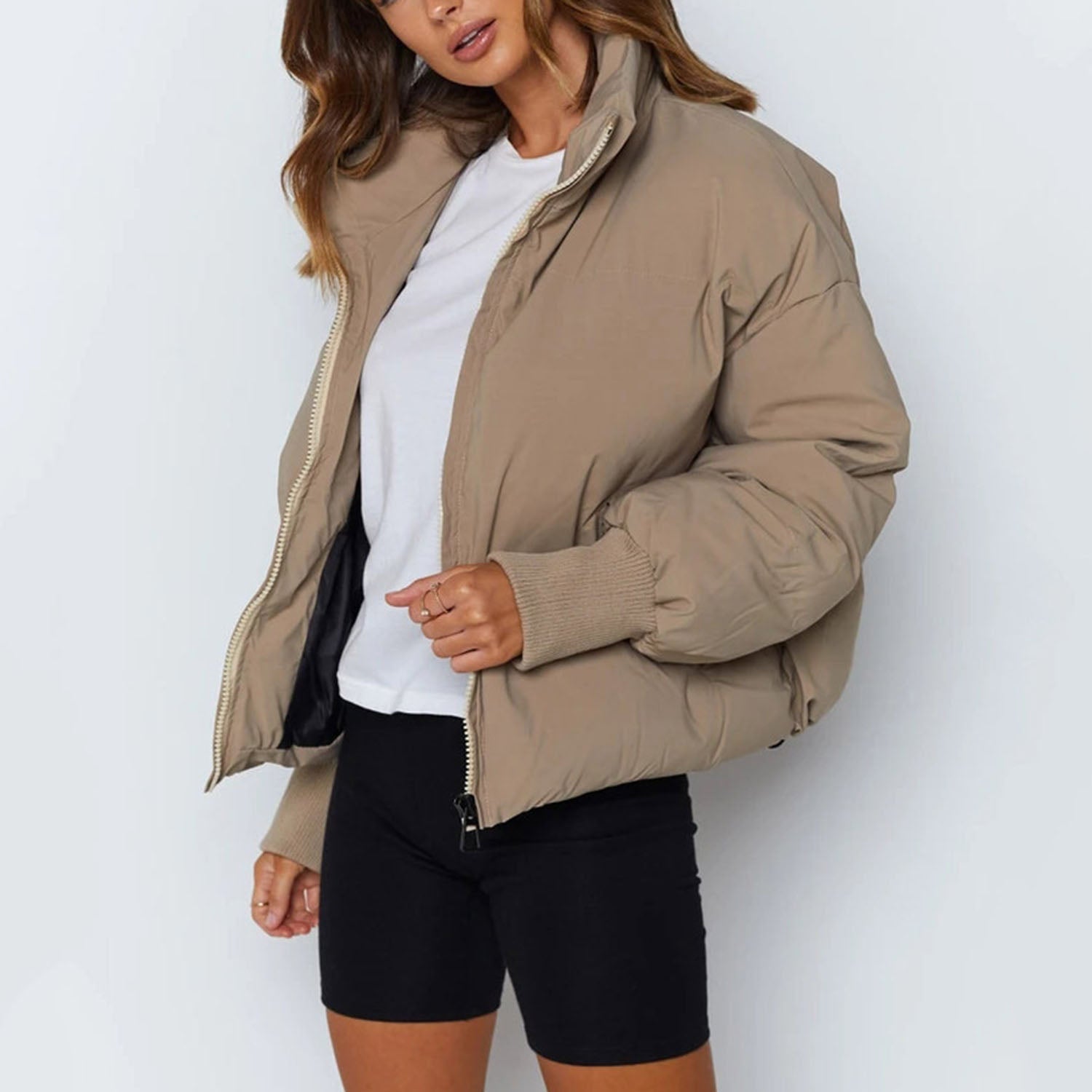 Cropped Puffer Jacket with High Neck and Zip Closure