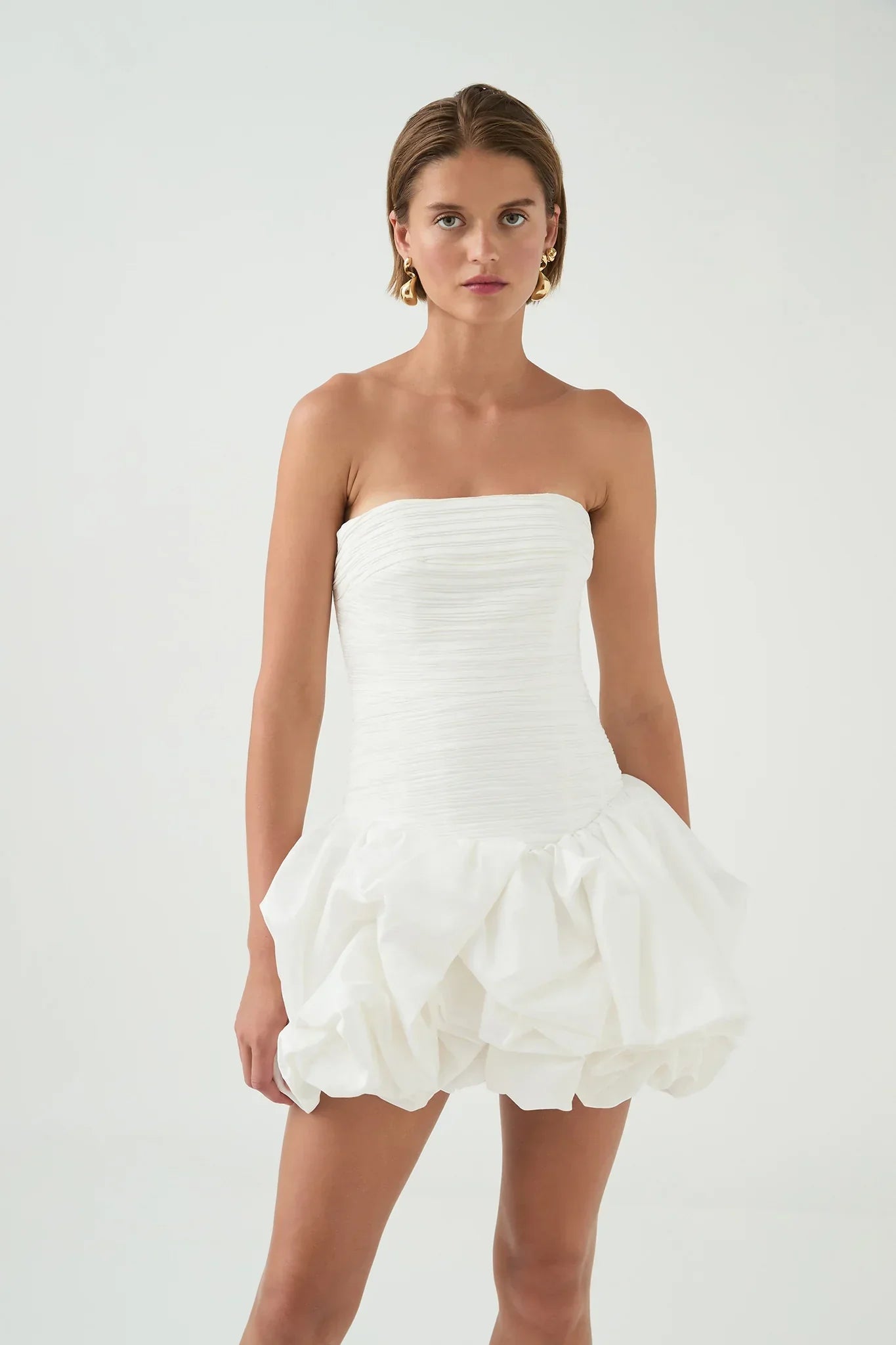 Blue and White Floral Strapless Mini Dress – Elegant Party Outfit