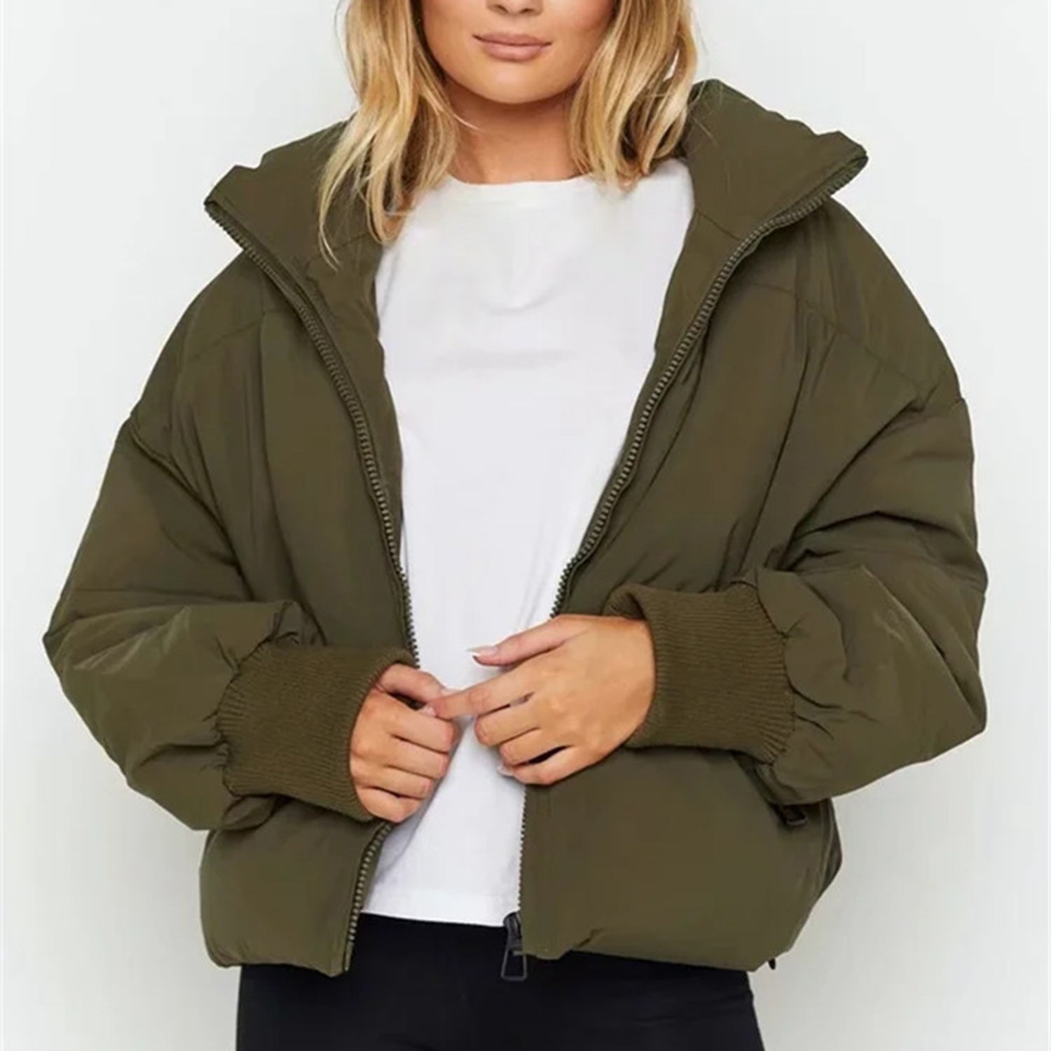 Cropped Puffer Jacket with High Neck and Zip Closure