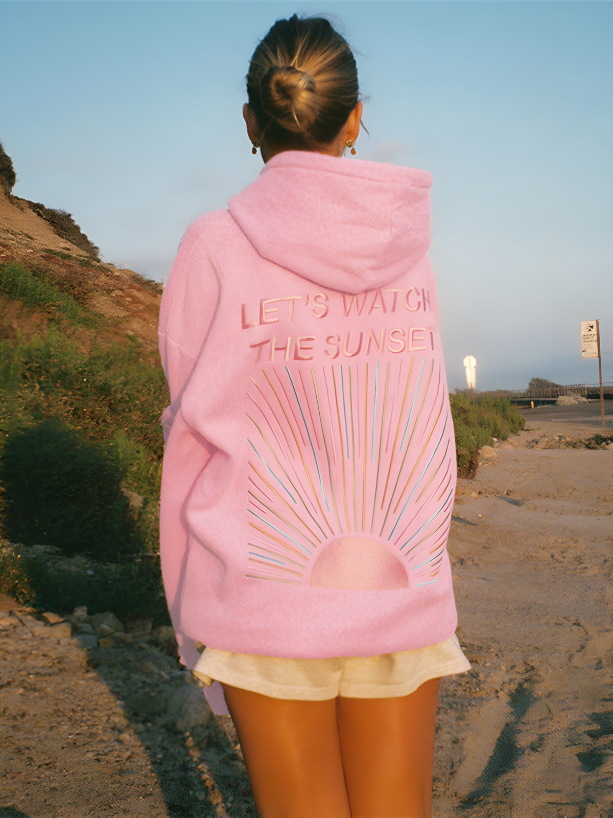 Sunset Print Oversized Hoodie – Cozy Graphic Sweatshirt for Women